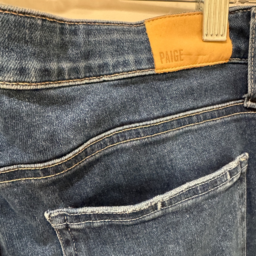 Paige Cindy Cropped Denim Jeans - Picture 4 of 6